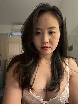 wly2028 online show from September 15, 2025, 6:02 am