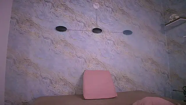 abbyrouss  online show from October 11, 2025, 3:06 am