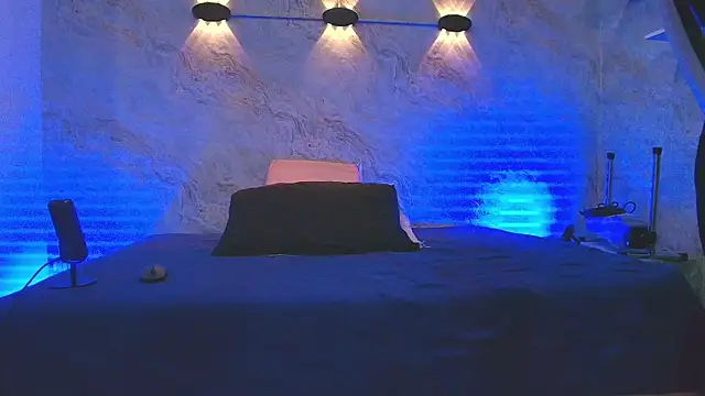 abbyrouss  online show from October 17, 2025, 3:10 am