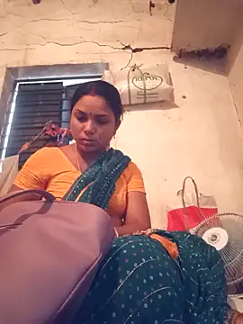 Notyriya7 online show from April 3, 2026, 1:03 am