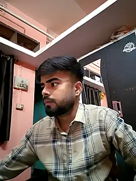 soniriyaa010101 online show from April 6, 2026, 6:09 pm