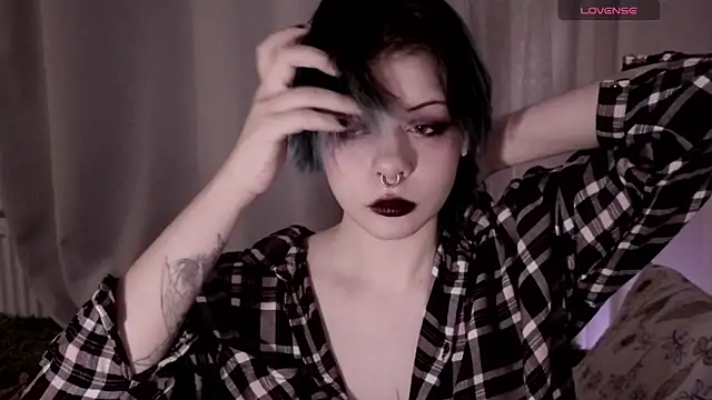 Alice Zev online show from December 20, 2025, 10:28 pm