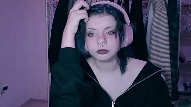 Alice Zev online show from April 14, 2026, 12:49 am