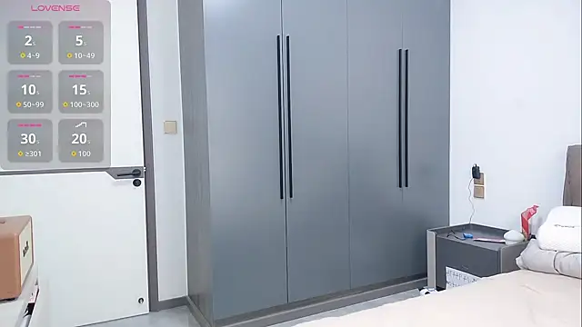 luckckcj online show from November 24, 2025, 5:40 am