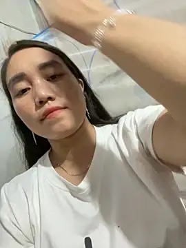 chipp-bong online show from September 15, 2025, 10:59 am