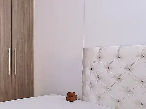 cassian gold online show from April 28, 2026, 8:36 pm