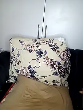 MilfBoobsxx online show from November 26, 2025, 4:41 pm