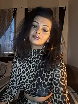 Pillango1212 online show from January 18, 2026, 3:05 pm