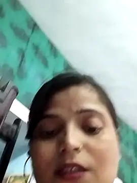 Hot-Pooja25 online show from April 22, 2026, 3:24 pm