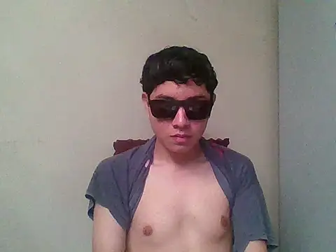 twinkboy593 online show from October 10, 2025, 2:38 pm