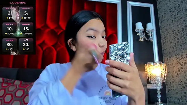 SharonBonet online show from January 15, 2026, 2:54 pm