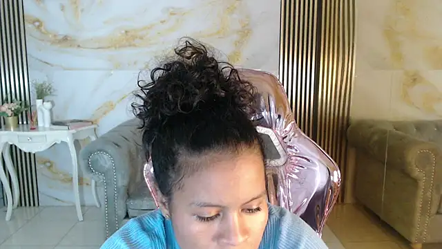 catalina5 s online show from January 10, 2026, 1:40 am