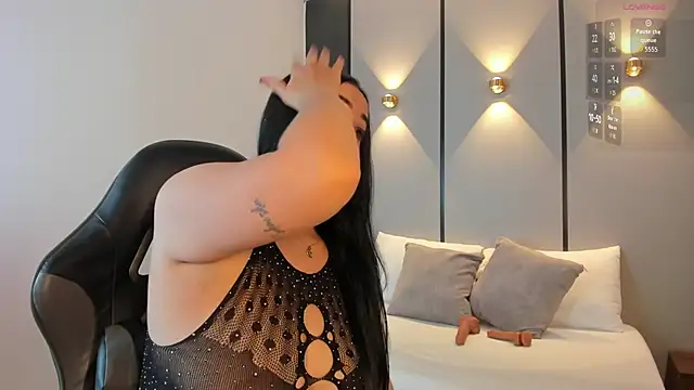 ashly moonn online show from February 2, 2026, 12:26 pm