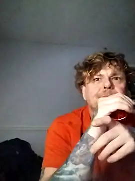 WiltedYeller online show from April 2, 2026, 3:37 am