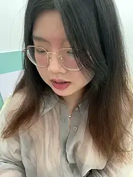 xxwang20 online show from October 18, 2025, 1:01 pm