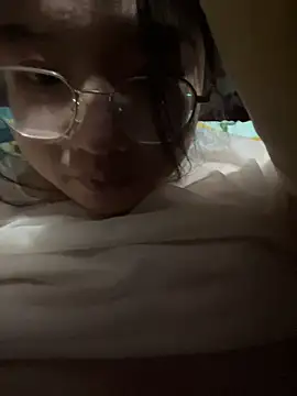 Snapshot of xxwang20 chatting on February 17, 2026, 2:13 pm xxwang20 online show from February 17, 2026, 2:13 pm