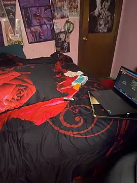 shortywidaphatty online show from March 23, 2026, 9:57 am