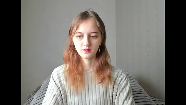 dreamy pollyyy online show from February 2, 2026, 4:22 am