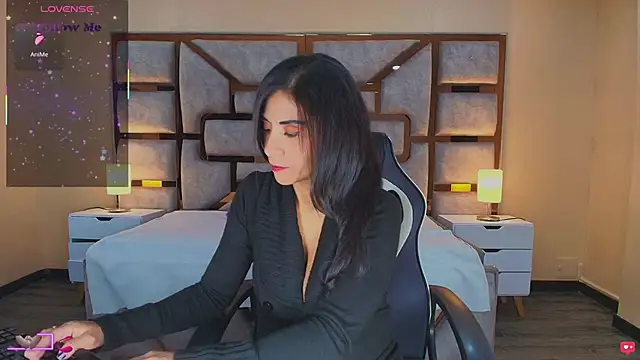 ANABELL BROWN online show from March 21, 2026, 7:39 pm