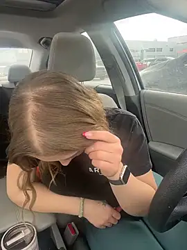 Snapshot of AllesandraLove chatting on February 12, 2026, 4:46 pm AllesandraLove online show from February 12, 2026, 4:46 pm