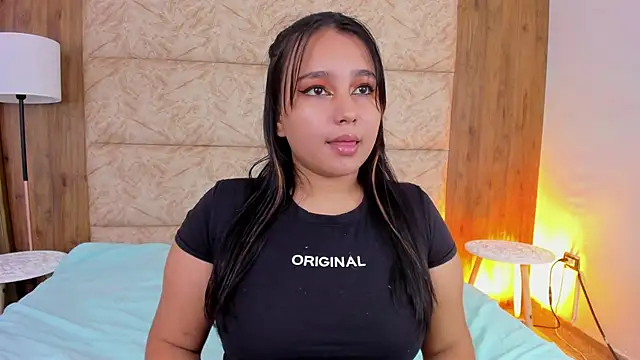 Snapshot of IvannaaVega chatting on October 11, 2025, 4:22 am IvannaaVega online show from October 11, 2025, 4:22 am