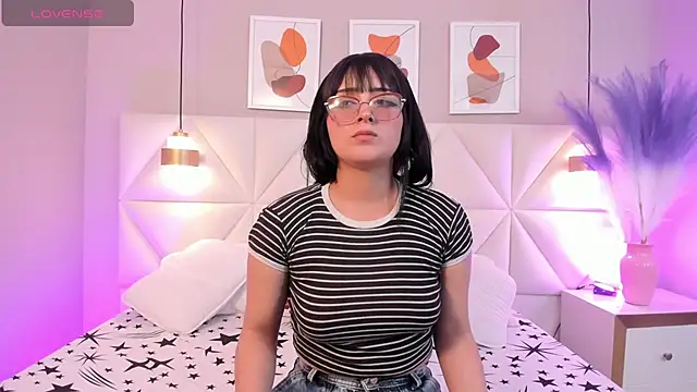 Adara  carter  online show from September 20, 2025, 3:29 am