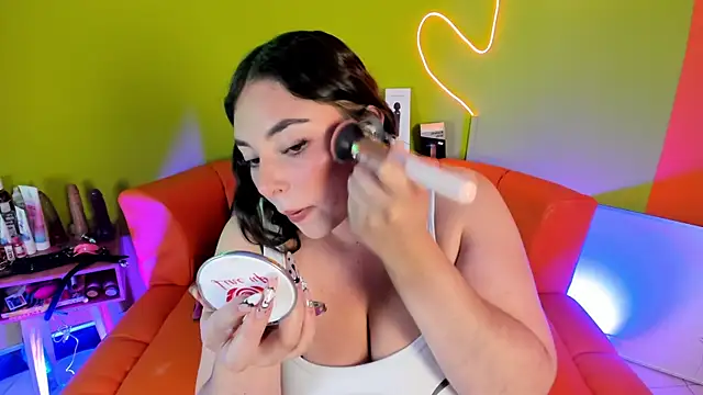 Bagiolett online show from October 24, 2025, 8:16 pm