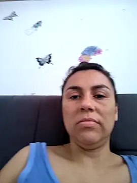 vanessa-titisM online show from April 16, 2026, 3:35 pm