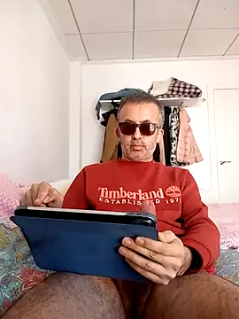 EmilioTaladdro online show from March 28, 2026, 11:10 am