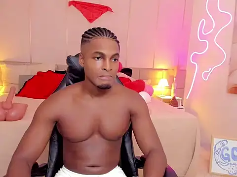 Snapshot of SoHighAngel chatting on February 14, 2026, 10:50 pm SoHighAngel online show from February 14, 2026, 10:50 pm