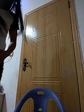 Snapshot of luy-xinh02 chatting on October 3, 2025, 2:52 am luy-xinh02 online show from October 3, 2025, 2:52 am