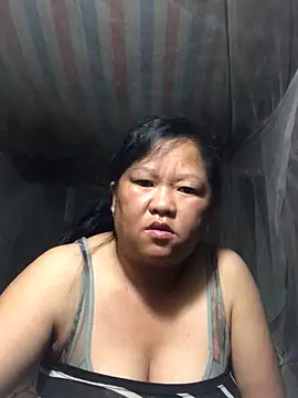 riso-00 online show from September 19, 2025, 10:10 pm