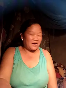 riso-00 online show from October 20, 2025, 4:40 pm