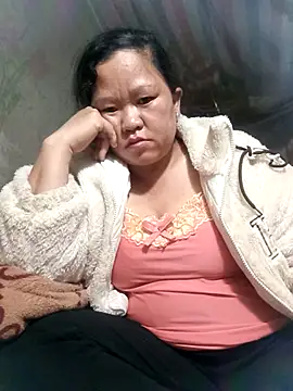 riso-00 online show from October 25, 2025, 4:53 am