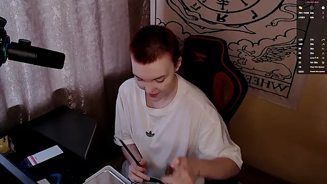 Snapshot of KrisNeal chatting on February 13, 2026, 9:16 am KrisNeal online show from February 13, 2026, 9:16 am