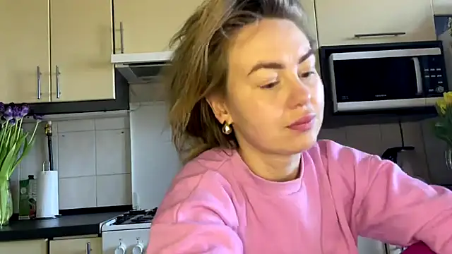 MartaLuna  online show from March 11, 2026, 10:54 am