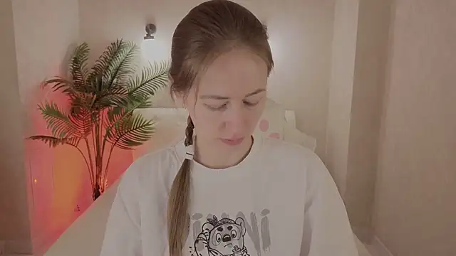 bella li   online show from March 27, 2026, 1:33 am