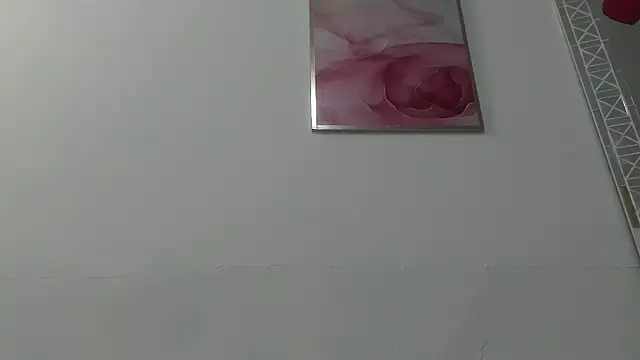miajhonsonx online show from June 7, 2026, 3:16 pm