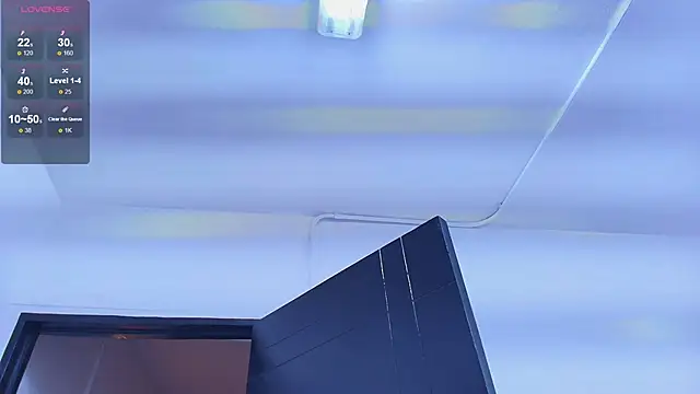 ValeryCortezm online show from November 30, 2025, 12:47 am