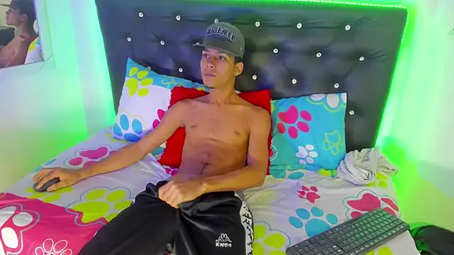 xxKamadevaxx online show from September 26, 2025, 12:42 pm