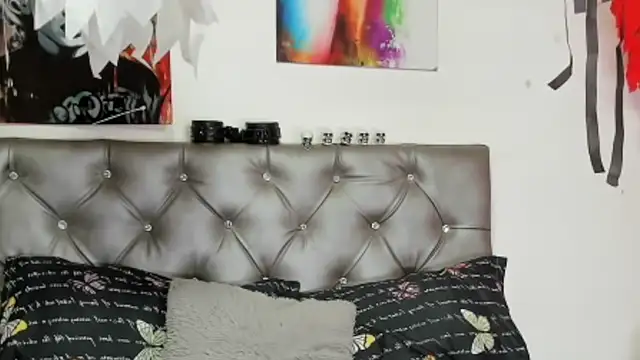 xxKamadevaxx online show from October 19, 2025, 12:39 pm