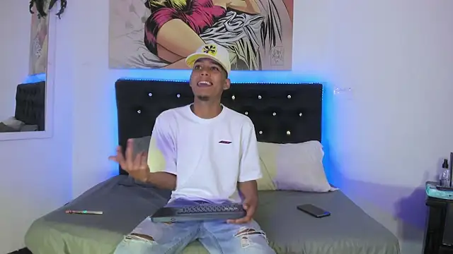 xxKamadevaxx online show from November 6, 2025, 12:39 pm