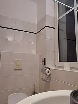 matzezsk online show from October 6, 2025, 5:10 pm