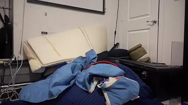 jasoncali305 online show from November 29, 2025, 9:51 pm