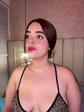 hannahst  online show from June 8, 2026, 8:31 pm