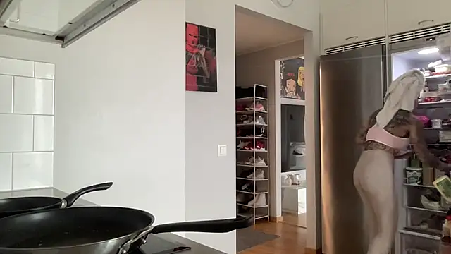 paulinaalatalo online show from March 25, 2026, 9:15 am