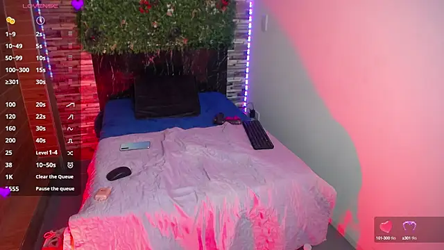 Snapshot of dayis_durand chatting on October 4, 2025, 8:18 pm dayis durand online show from October 4, 2025, 8:18 pm