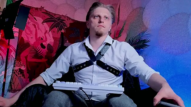 Vincent Hardman online show from April 16, 2026, 8:09 pm