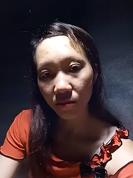 bonnie-00 online show from September 18, 2025, 1:46 pm