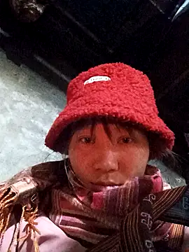 bonnie-00 online show from February 9, 2026, 2:48 am